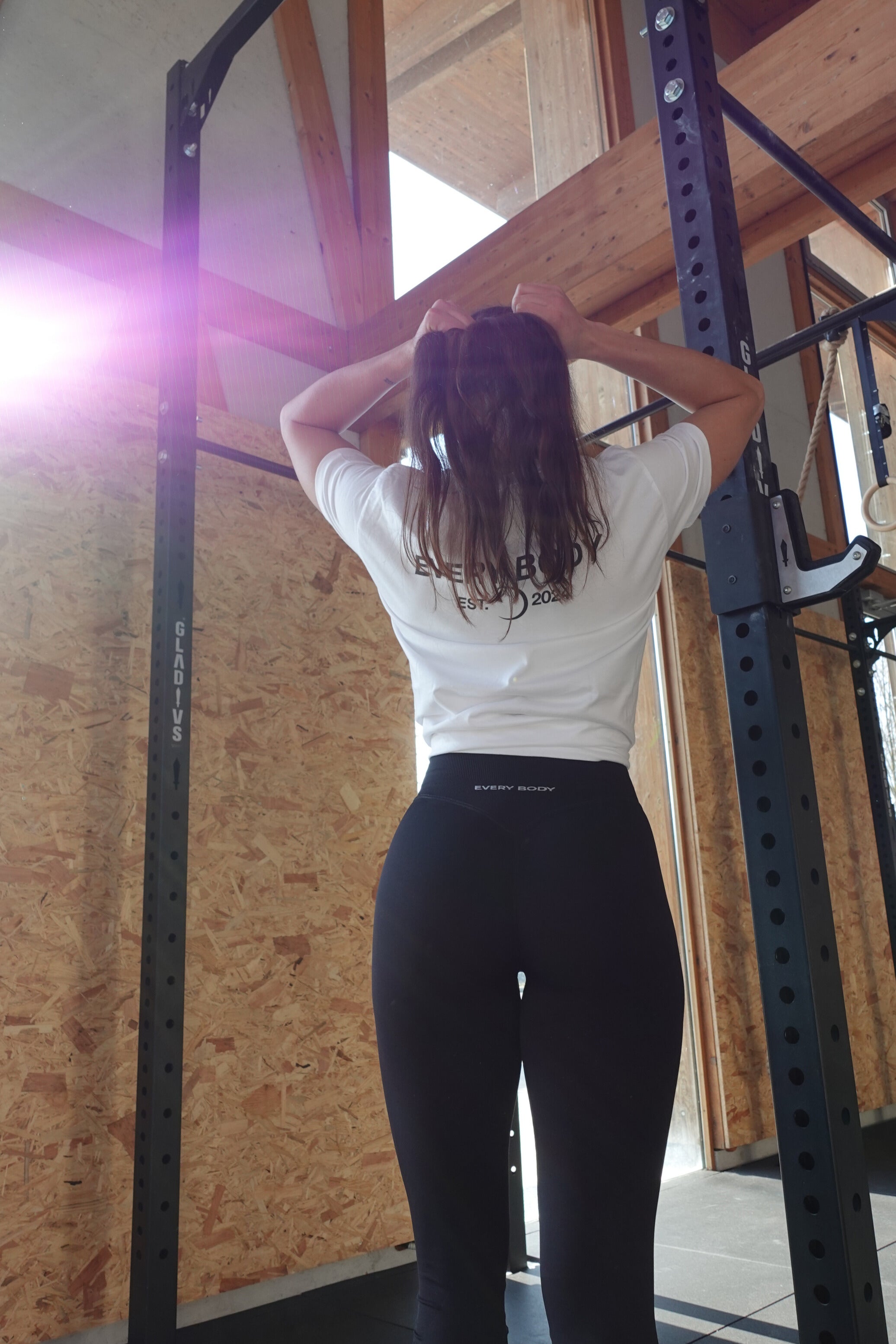 PERFORMANCE LEGGINGS — VICTORY BLACK