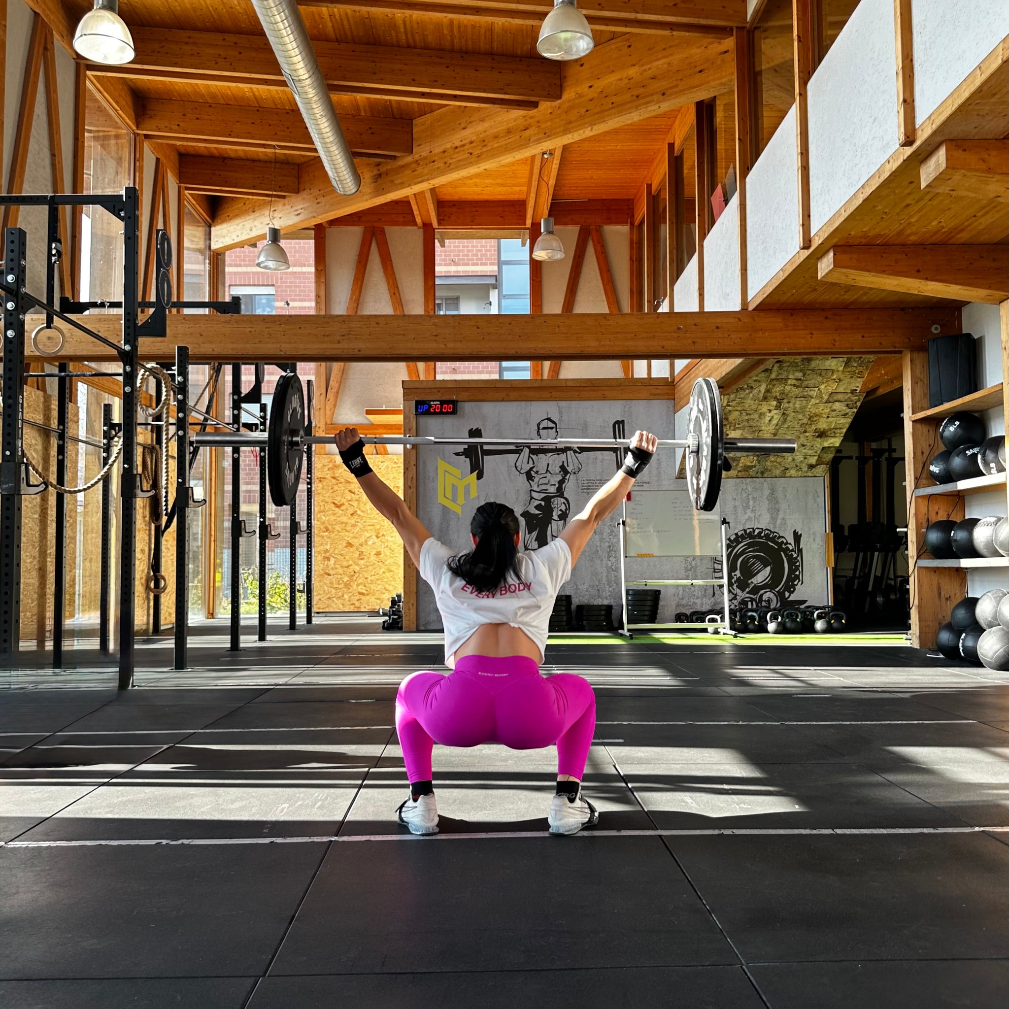 PERFORMANCE LEGGINGS — POWERHOUSE FUCHSIA